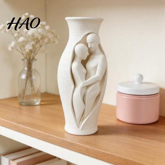 Artistic Home Furnishings Abstract Human Body Art Vase Statue, 3D Printed Embracing Couple Sculpture Vase, Accent Ornament Decorative Dry Flower