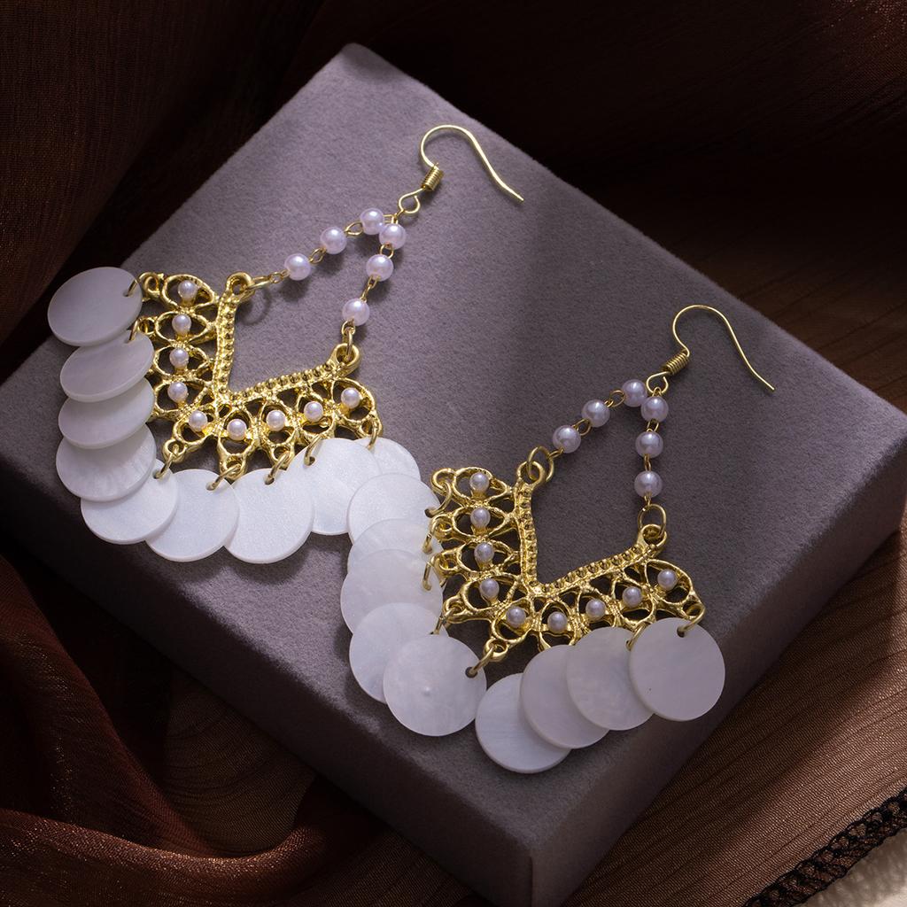 Super Fairy French Retro Pearl Fringed Earrings Light Luxury Design High-End Stud Earrings Vacation Bohemian Earrings