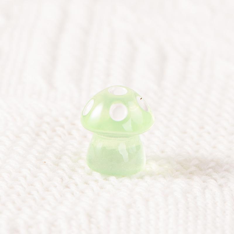 Glow-in-the-dark Small Mushroom Resin Ornaments Micro Landscape Gardening Diy Material Accessories Desktop Cute Luminous Ornaments