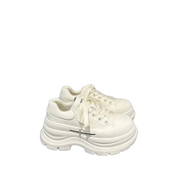 Star with the Same Thick-soled White Shoes, Women's 2025 New Autumn Leather Shoes, Versatile Casual Black and White Heightening Board Shoes