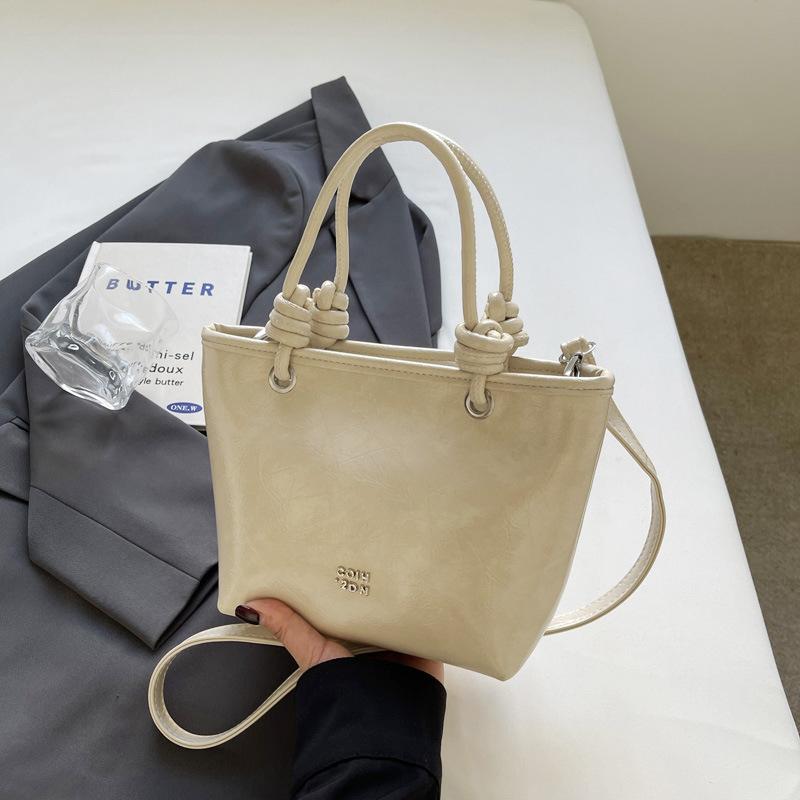 Solid Color Texture Retro Small Bag Women 2025 New Trend Shoulder Messenger Bag Portable Bucket Bag