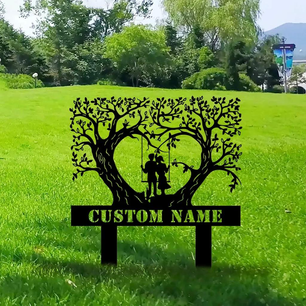 Custom Metal Name Sign Personalized Wedding Gift Outdoor Wall Decor for Bride and Groom