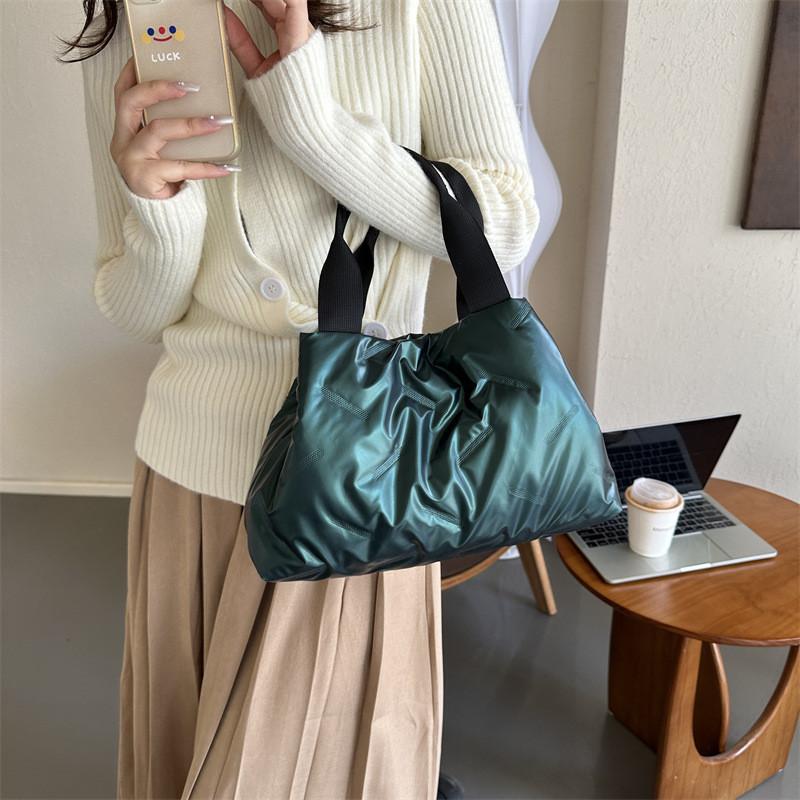 Stylish Versatile Large Capacity Tote Bag For Women In Black Gold Silver Red Green