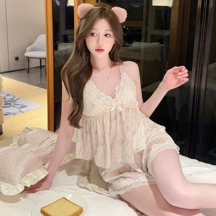 French sweet wind summer ice silk pajamas women's 1011 new cartoon bear suspender shorts loungewear sweet