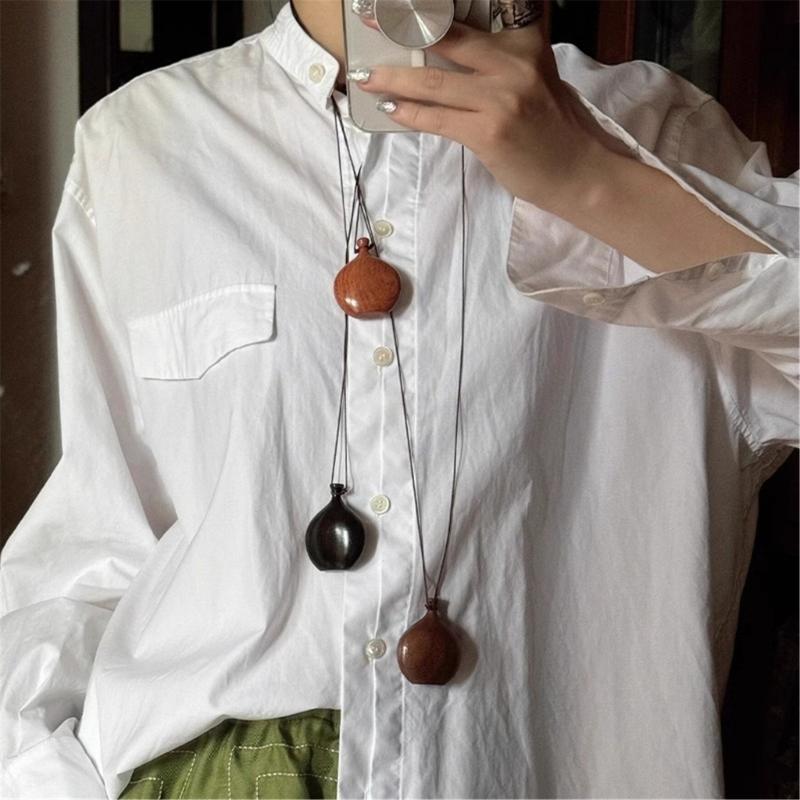 Vintage Wood Liquor Flask Pendant Necklace with Adjustable Slide Knots Wood Flagon Pendant Jewelry for Ethnic Fashion