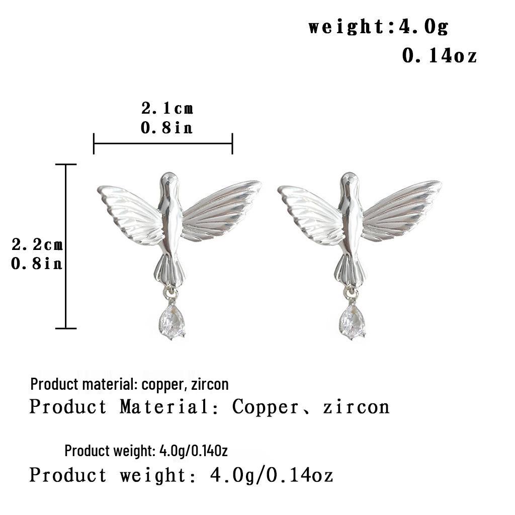Серьги-гвоздики  Голубь мира  с цирконами: Элегантный, Универсальный, Высококлассный Дизайн