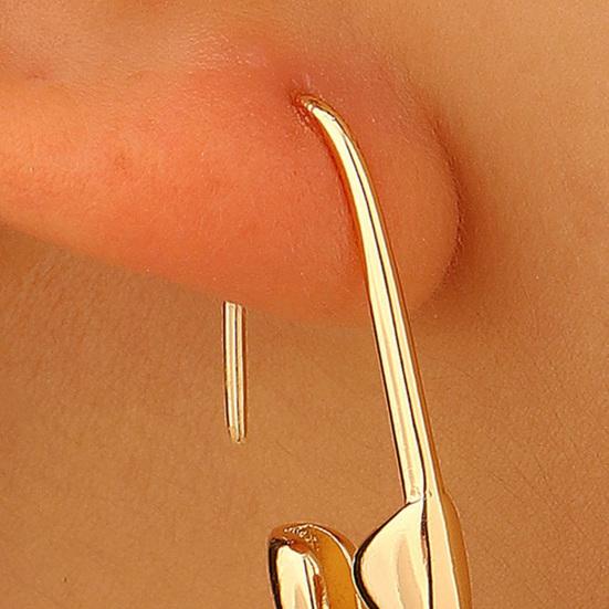 Sicherheitsnadel Ohrringe für Damen Minimalistische Hoop Pin Ohrringe Moderne Ohr-Creolen Stecker für täglichen Schmuck Street Dating Party