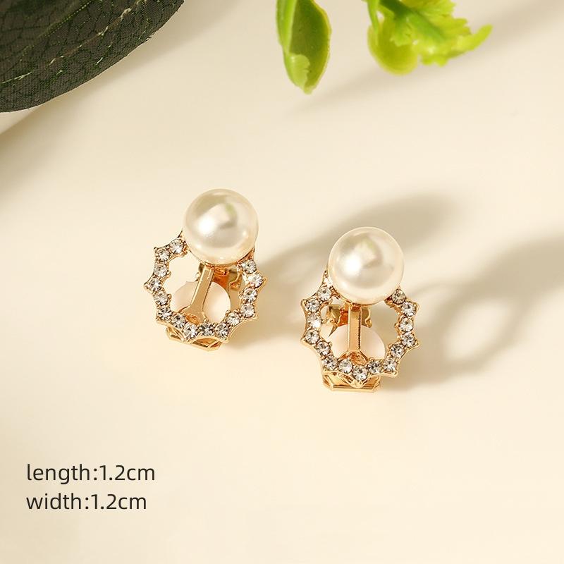 Neue Perlenblumen-Clip-On-Ohrringe mit langem Temperament, Perlenkette, Quaste, nicht durchdringende Ohrringe für Damen