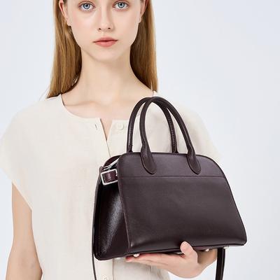 Tote Bag Large Capacity Classic and Versatile Commuting Tote Bag Fashionable Crossbody Bag Handbag