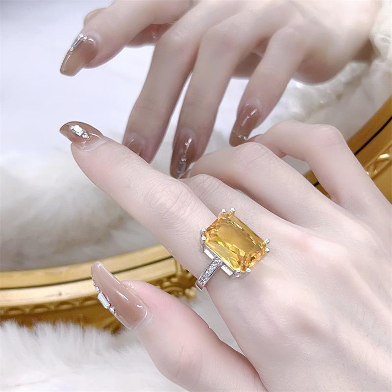Women s Open Yellow Topaz Diamond Ring: Luxury Zircon Design in Light Yellow, Celebrity Style Adjustable Open Size