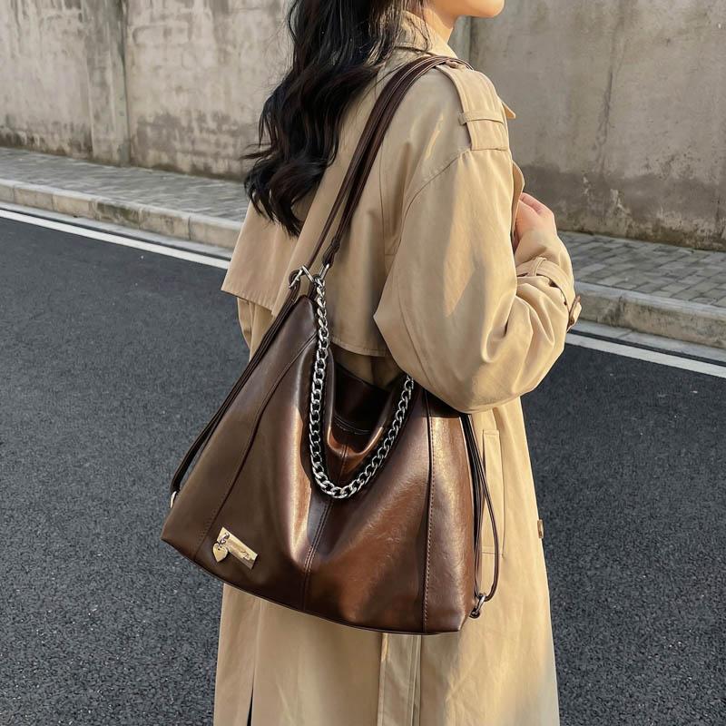 Fashionable Chain Decor Tote Bag Leather Crossbody Bag Multi-functional Backpack Suitable Travel for Daily Shopping Weekend Travel and Other Scenes