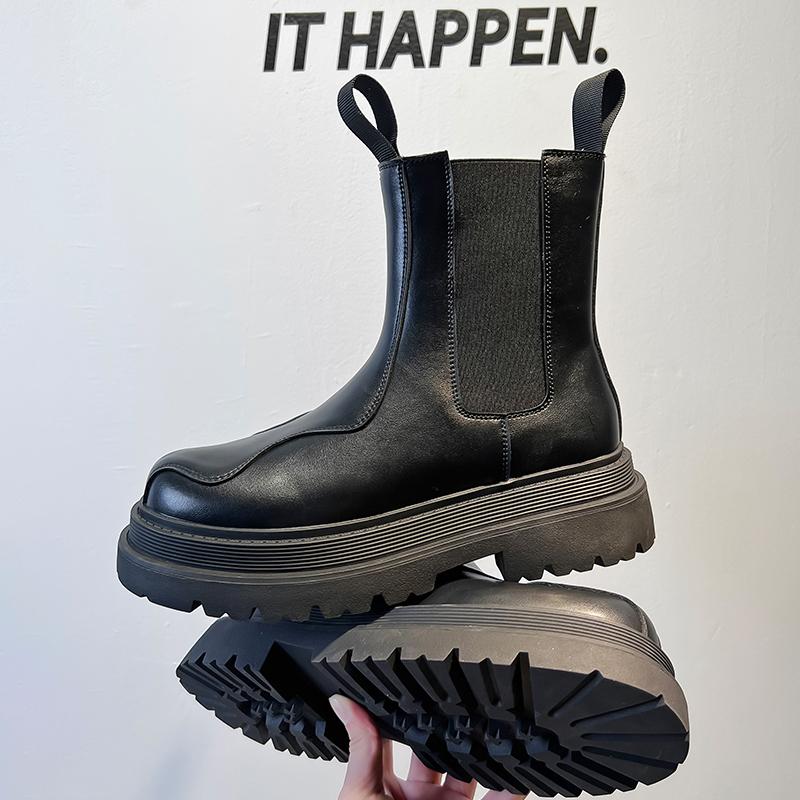 Botas Chelsea pretas clássicas estilo inglês, sola grossa, sapatos masculinos de inverno, botas de couro de pelúcia, botas plataforma da moda de outono