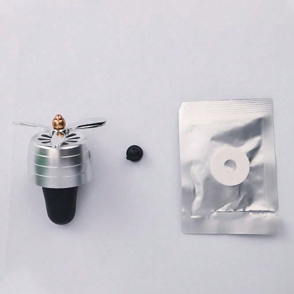 Car Interior Supplies Creative Car Aromatherapy Clip Balm Lantern Alloy Car Air Outlet Perfume