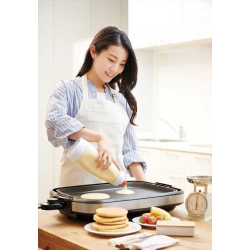 Kojit Easy Shaker Hand Batter Shaker, Keeps Hands Clean, Perfect for Baking, Kids, Pancakes, Takoyaki, and Waffles, Shaking Mixer, 90304