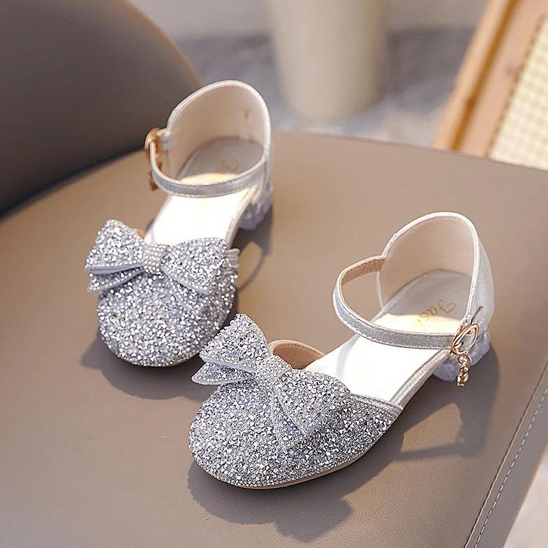 

*Casual Bow Stage Elegant Cute Children s Sandals Summer Student Comfortable Crystal Runway Fashion Baby Girl Princess Shoes 27Insole17.2cm срібний