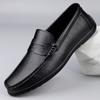 Męskie Mokasyny ze Skóry Naturalnej Wygodne Męskie Buty Codzienne Luksusowa Marka Męskie Eleganckie Buty do Garnituru Oddychające Wsuwane Buty Żeglarskie