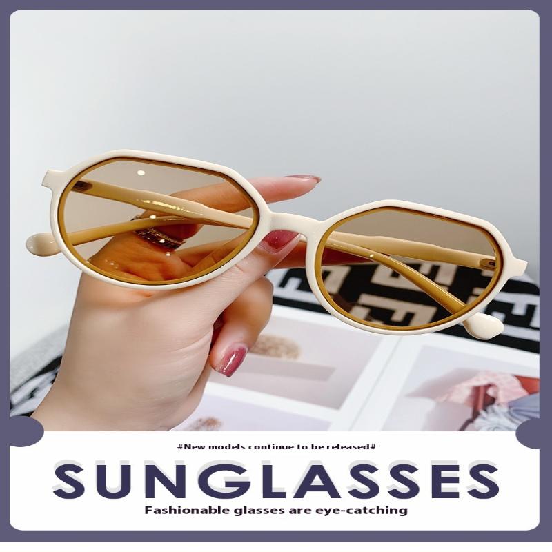 1Pieces New Jelly Women's Sunglasses Unique Popular Brown Shades Beige Round Frame Sun Glasses Mountaineering Glasses