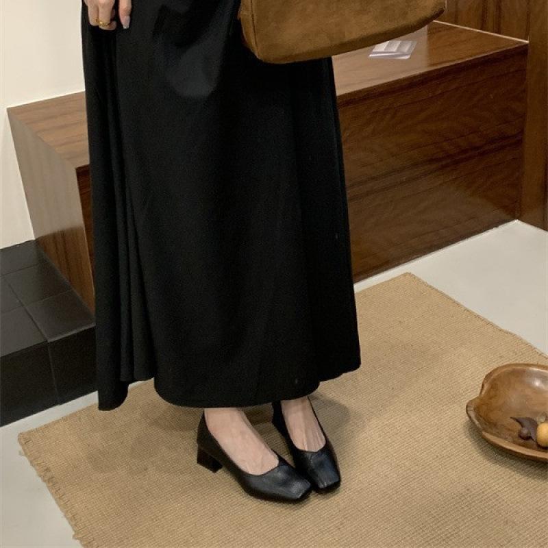 

2025 new spring thick heel versatile single shoes women s square head shallow mouth with skirt popular professional women s shoes black work shoes 39 телесный