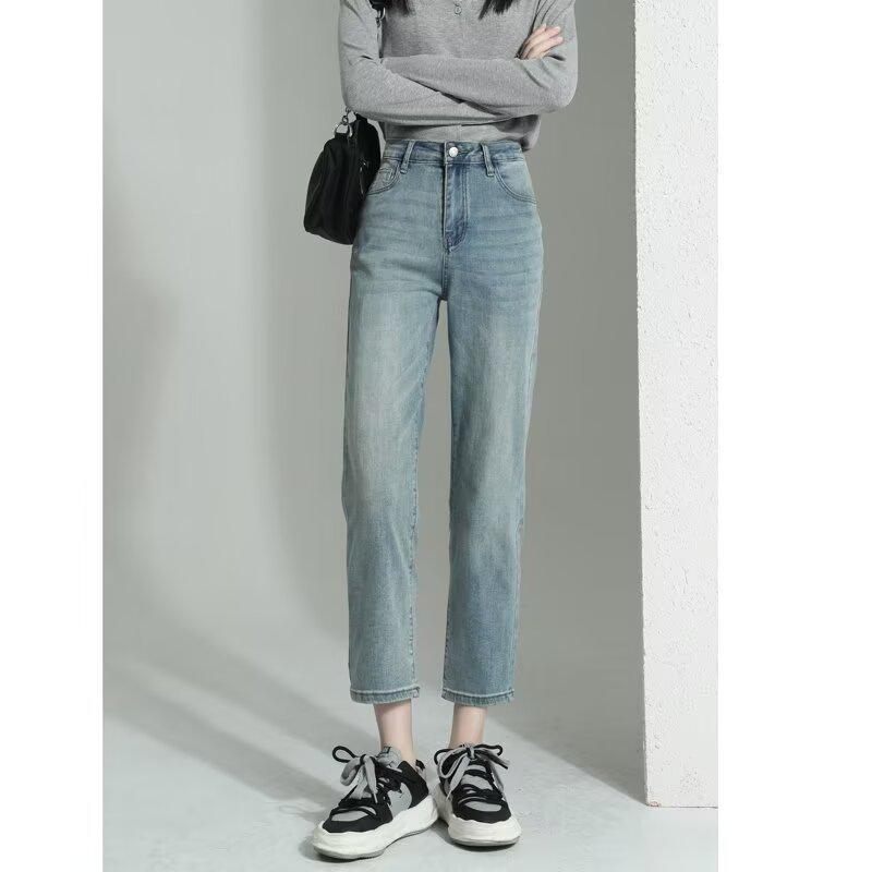2025 Spring/Summer Women's Black Cigarette Straight-Leg Jeans - Slim Nine-Point Style