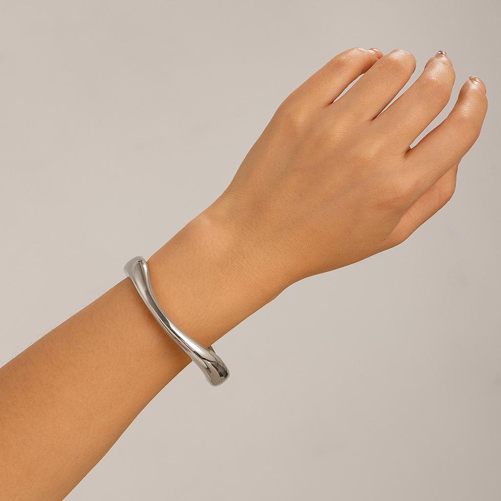 Bracelet Design With Pearl Spring Bracelet, Exaggerated Scenery Surface Irregular Bracelet