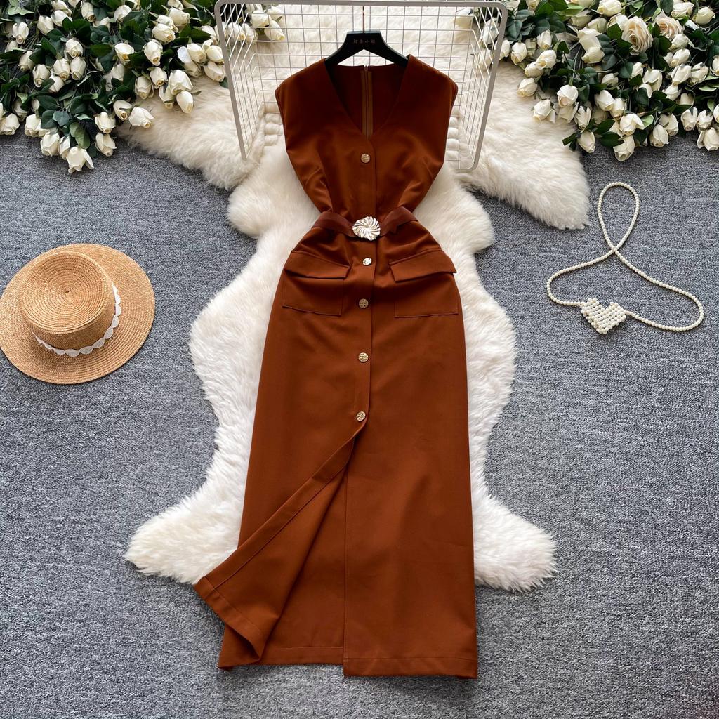 Light and elegant wind V-neck breasted simple dress women's summer red waist elegant medium and long A-shaped dress commuting