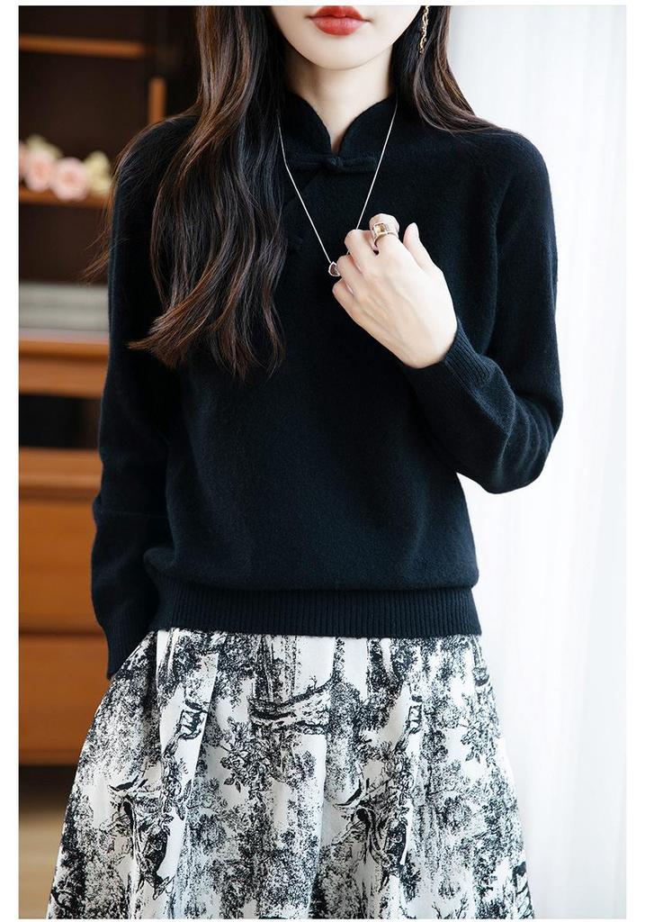 100% Australian Wool Retro Chinese Style Frog Button Sweater - Women's Thick Wool Base Layer for Autumn/Winter 2025.