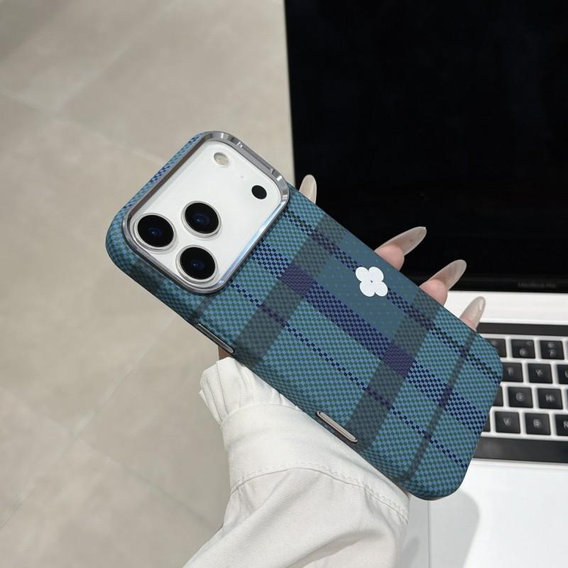 Carbon Fiber Texture Phone Case IPhone 15 16 17 Pro Max Full Body Matte Shockproof Cover With Magnetic Anti-Fingerprint