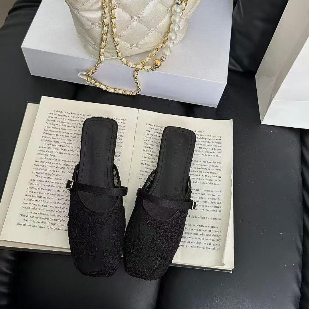 

2025 Spring and Autumn New Fashion Versatile French Mesh Fairy Xiaoxiangfeng Women s Shoes Lace Stiletto Small Square 35