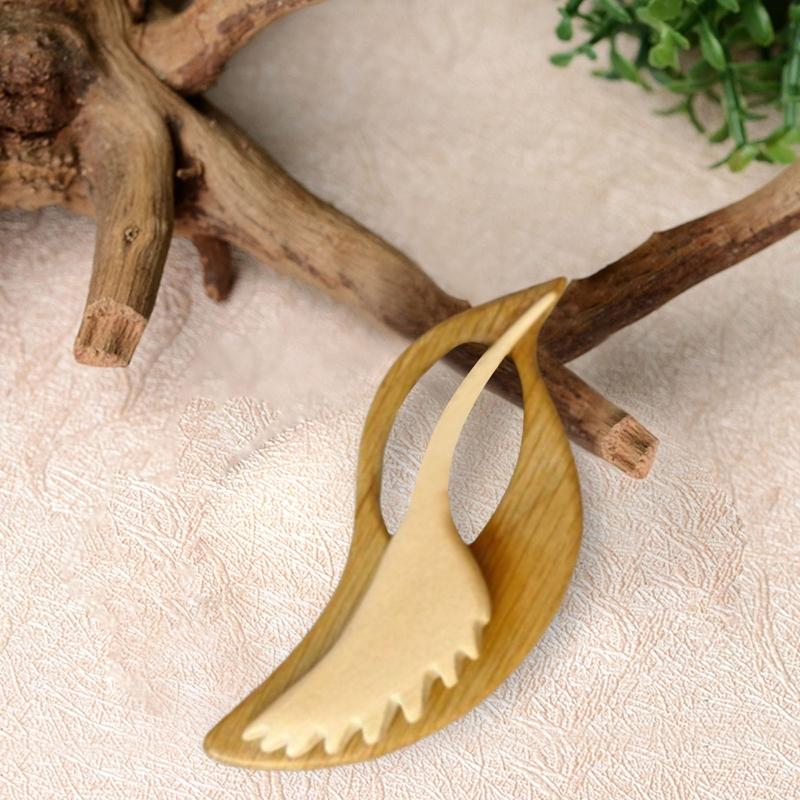 Schönes Design Holz Brosche Anstecknadel Verschiedene Tiere Schal Pin für Damen Mädchen Lustiger Schal Pin Schal Schnalle Clips Schmuck