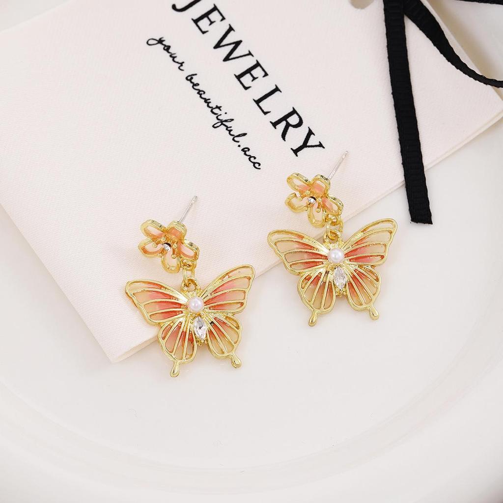 Silver Needle Gradient Butterfly Pearl Earrings - Korean Style High-End Luxury Design for Women