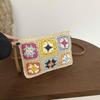 Frühlings-Häkelblumen-Patchwork-Stroh-Quadrattasche - Damen Retro Gewebte Crossbody- und Umhängetasche
