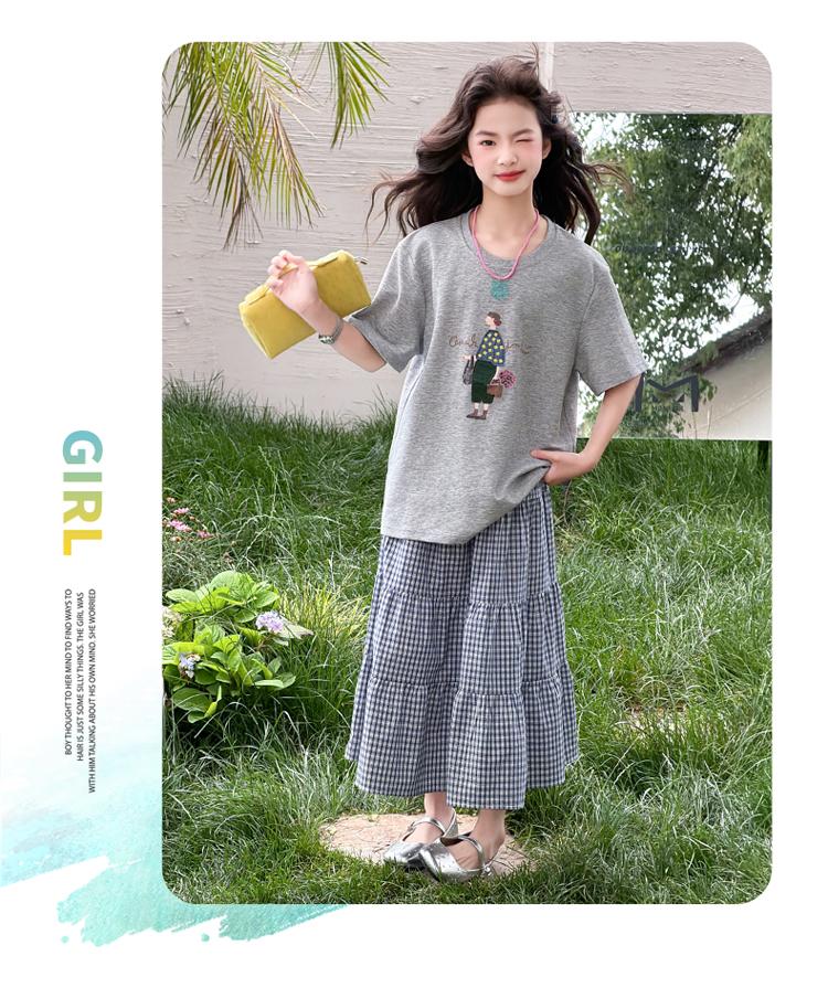 Girls' Half Length Skirt Set Summer 2026 New Style Girls' Big, Middle, Middle School Girls' Loose T Skirt Two Piece Set