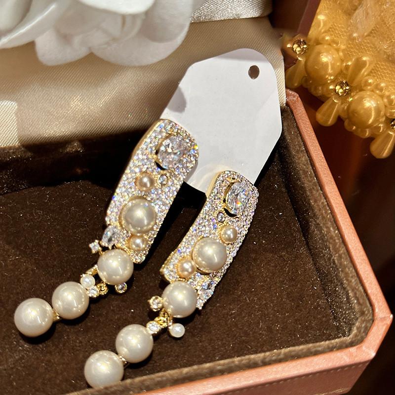 Vintage French Style Geometric Pearl Drop Earrings With Rhinestone Accents For Women