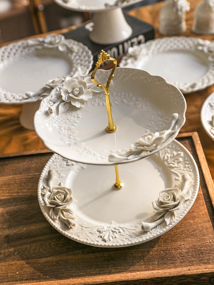French ceramic patterned three-dimensional pastry plate, relief afternoon tea, high-legged pastry plate, dessert display stand
