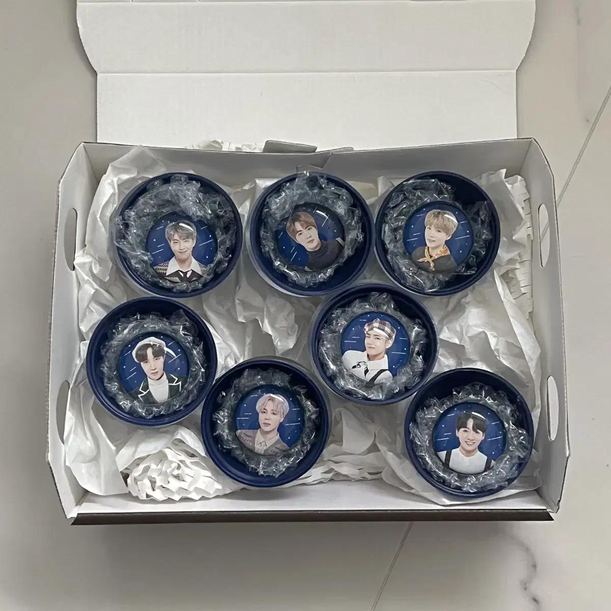 

Magic Shop Магазин нетканых материалов Luckd Batch Dball Чимин Тэхён Чонгук