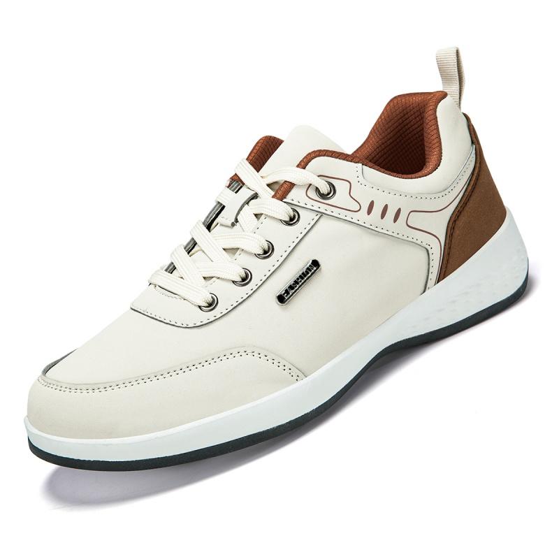 

New flat shoes, casual sports shoes, large-sized leather surface, fashionable spring and autumn loafers for men 47