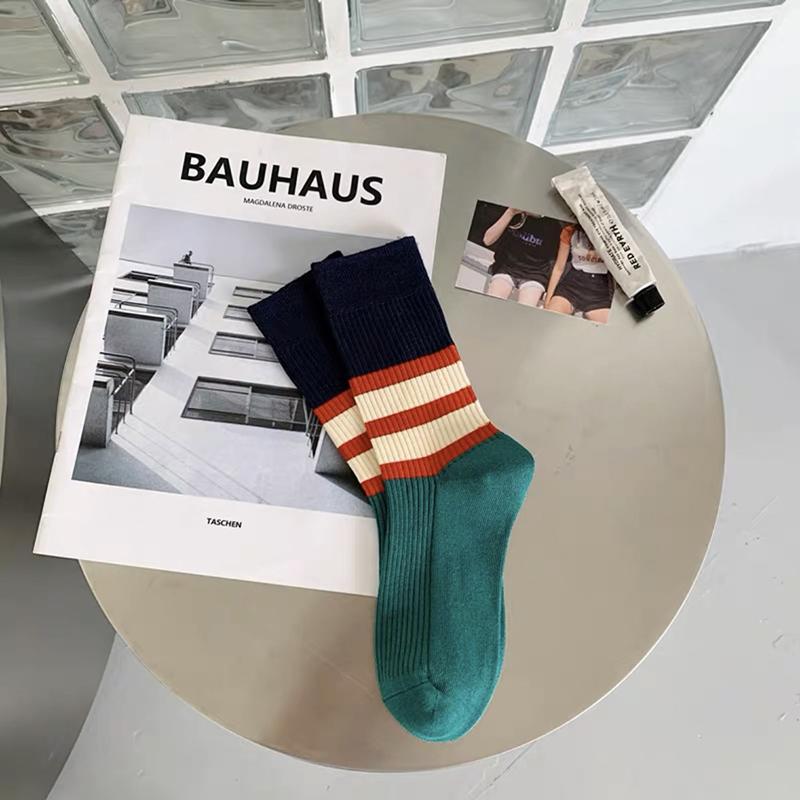 Sports Unisex Stockings Breathable Comfort Embroidery Japanese Vintage Socks Versatile