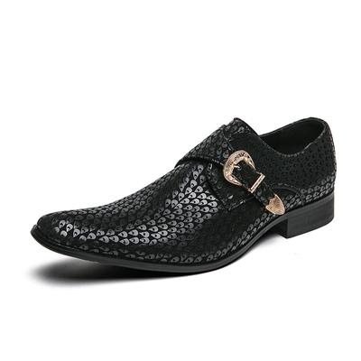 Nouvelle mode hommes chaussures habillées personnalité tendance Paty cuir chaussures de mariage chaussures plates pour homme en cuir Oxfords chaussures