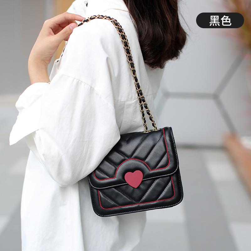 

Модная сумка на одно плечо, корейская летняя сумка из искусственной кожи, простая и универсальная, симпатичная сумка с пряжкой в виде замка Love Mini(Max Length<20cm)