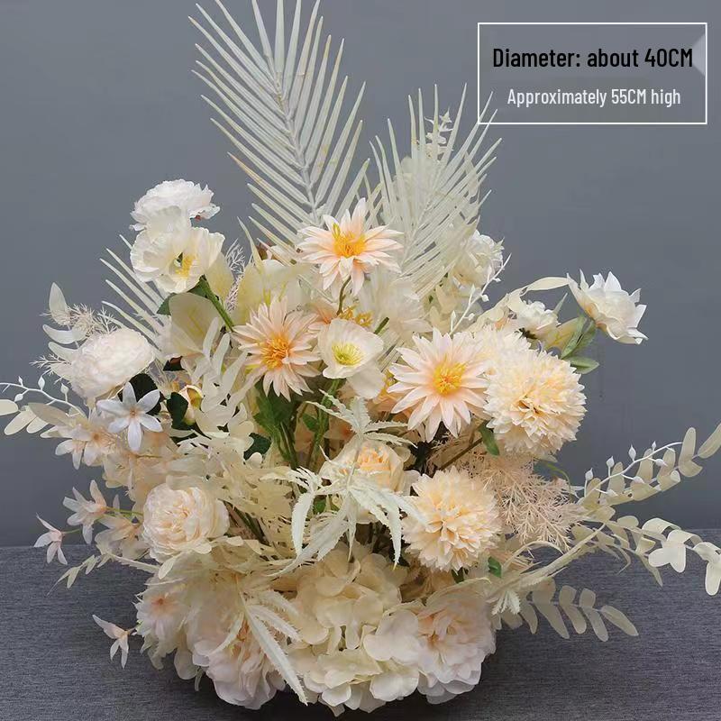 Künstliche Blumendekorationen für den Hochzeitsgang & die Bühne