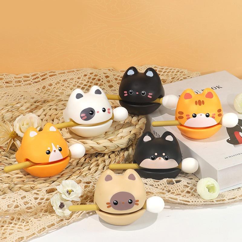 

Decompression: Small Wooden Fish Cartoon Ornaments, Office Desktop Workstations, and Quirky Decorations