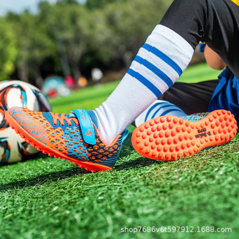 Foreign trade children's football shoes men's and women's sports football shoes broken nails primary school students indoor football game training sho