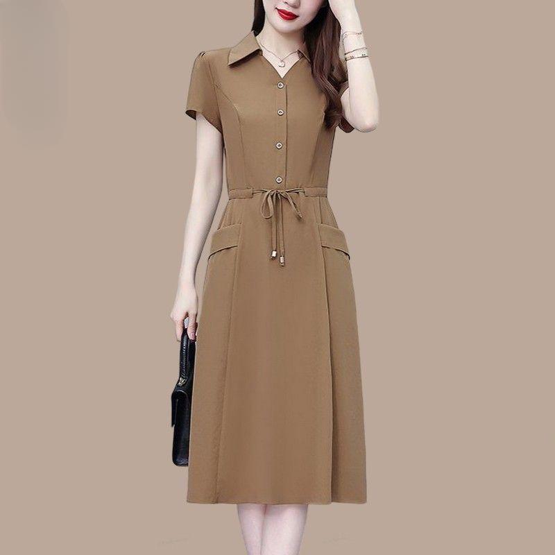 Modisches Sommerkleid für Mütter Lockere Passform Bindegürtel Elegant und Schlankmachend Mittelalte Frauen