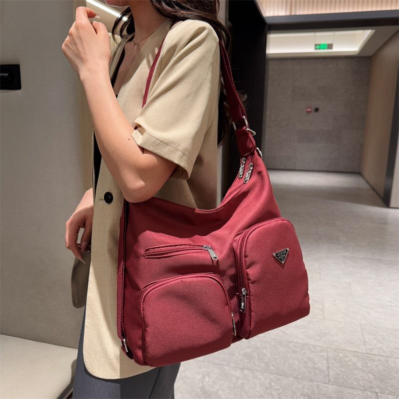 Fashionable And Simple Women's Multifunctional Commuting Backpack, Large Capacity, Simple And Durable Leisure Backpack