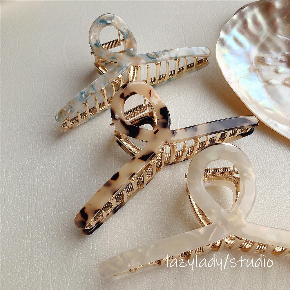 

Large Acetate and Alloy Shark Hair Clip, Bath, Assorted Colors