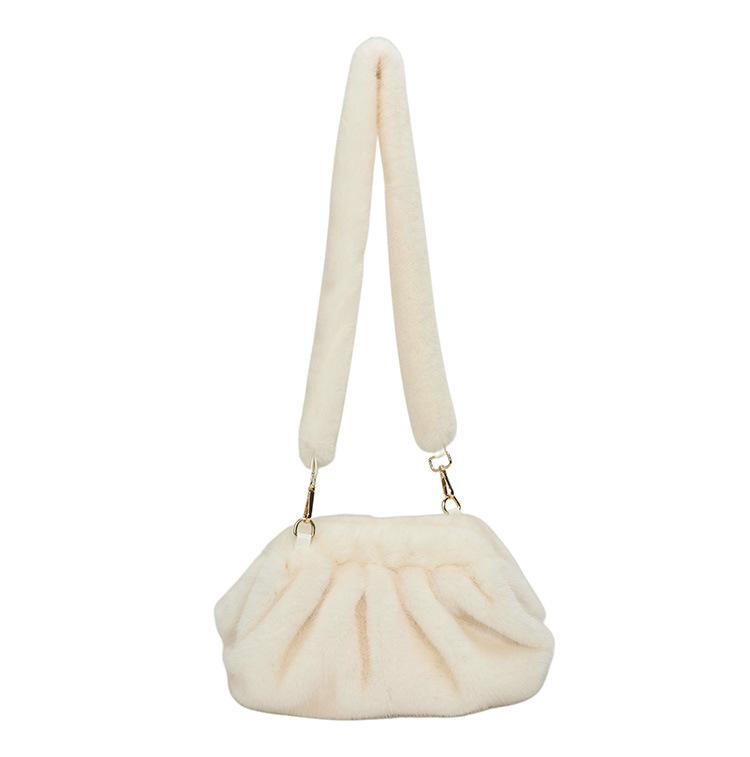 

Faux Fur Pillow Shoulder Bag Trendy Wrinkle Clutch Shell Bag for Women Autumn Winter Fashi High Quality Plush Crossbody Bag белый