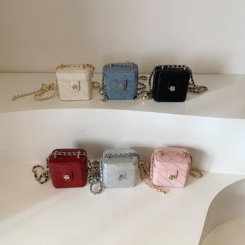 Stylish And Trendy Korean Mini Box Bag For Kids With Chain Design In Various Colors