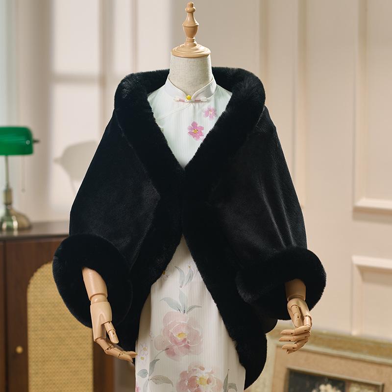 Qipao Hochzeitskleid mit Schal - 2025 Herbst/Winter Kollektion: Warmer dicker Ärmelstil