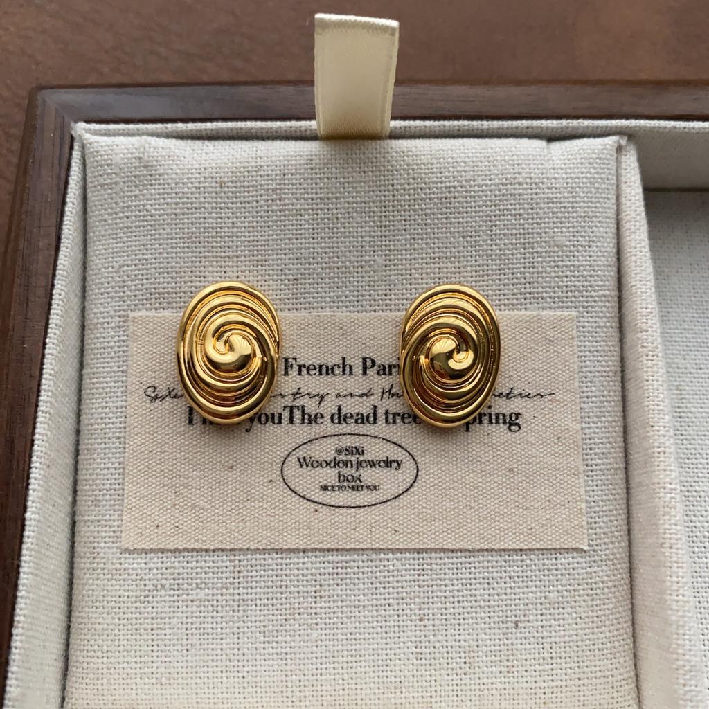 Retro Light Luxury Metal Earrings, Earrings, Women's Spiral Shape, Fashionable Personality Design, Advanced Sense, Daily Commuting Earrings