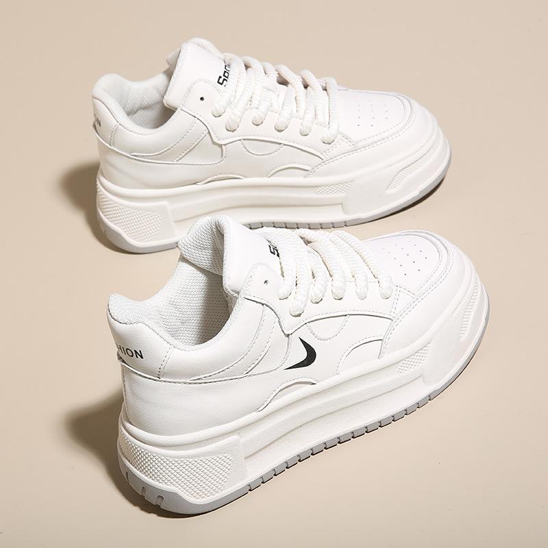 

2025 spring new ins Korean version breathable little white shoes female students versatile height increase casual sports board shoes female C23 35